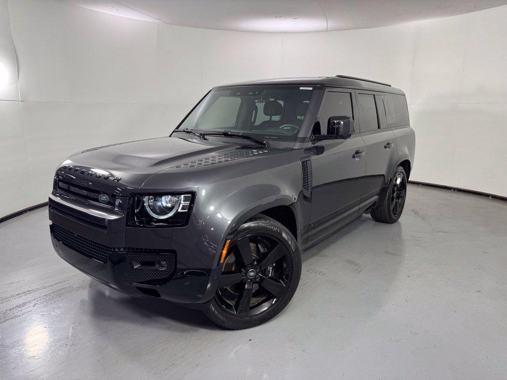 2025 LAND Rover DEFENDER P500 V8 — фото 1