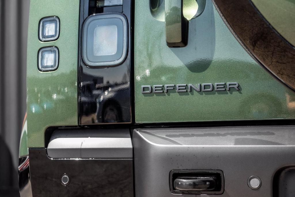 2026 LAND Rover DEFENDER P500 X-DYNAMIC SE 缩略图 8