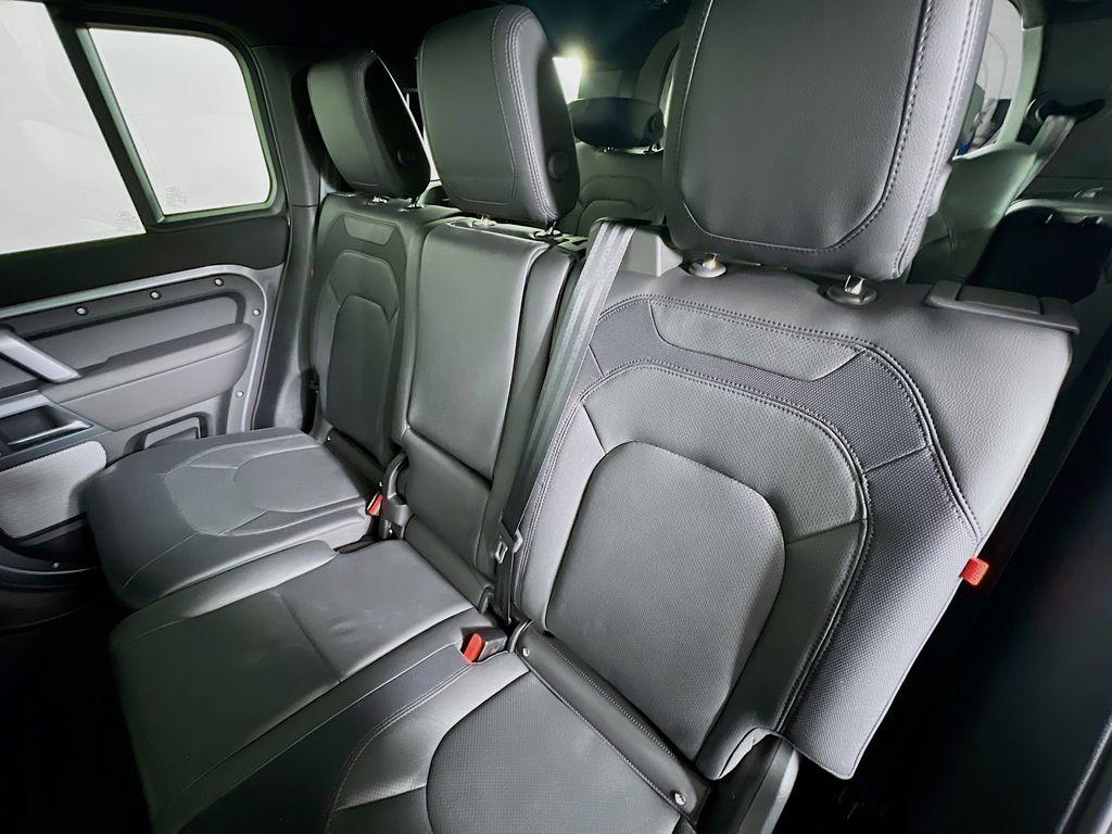صورة مصغرة 25 لـ 2024 LAND Rover DEFENDER P400 X-DYNAMIC SE