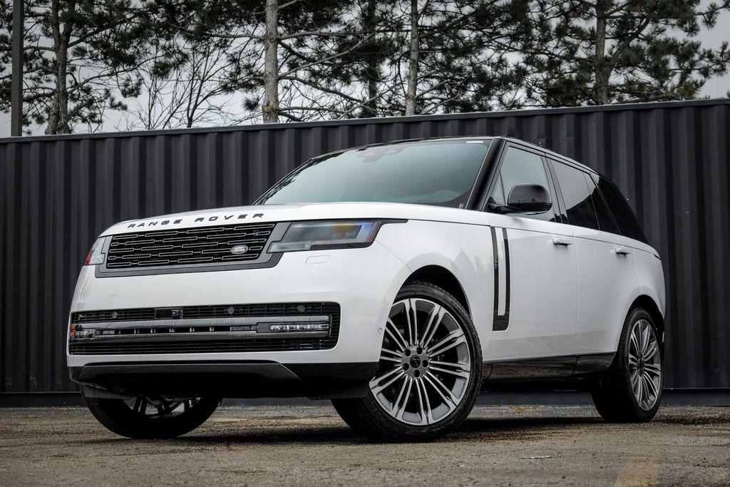 New 2026 Land Rover Range Rover P400 SE
