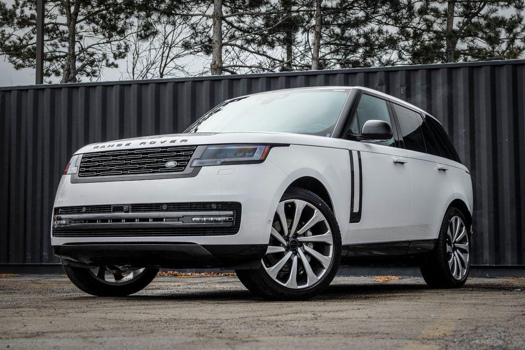 New 2026 Land Rover Range Rover P400 SE