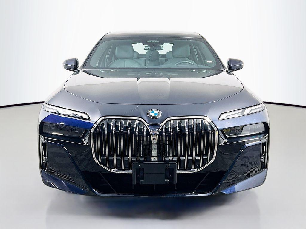 2025 BMW 740 I XDRIVE 照片 2