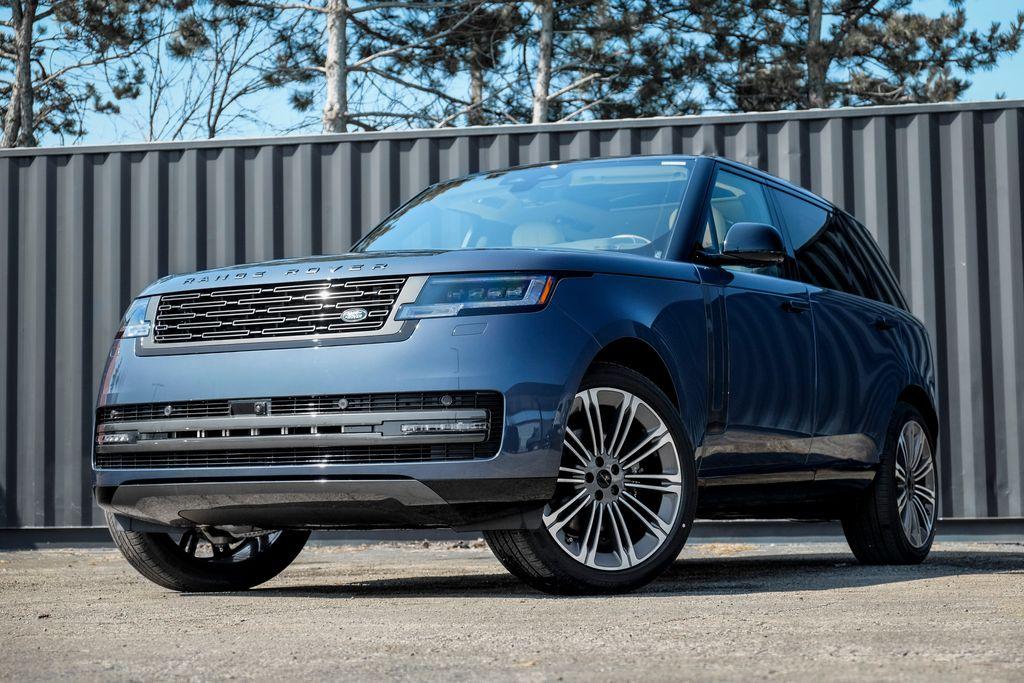 New 2026 Land Rover Range Rover P400 SE 7 Seat