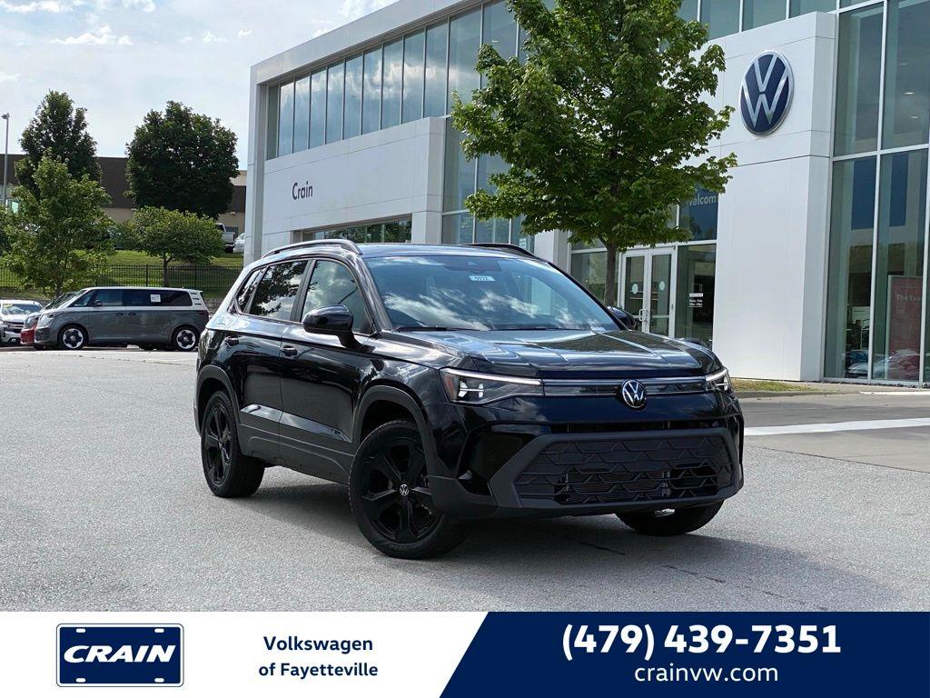 New 2026 Volkswagen Taos 1.5T SE Black