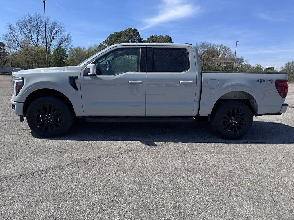 FORD F-150 LARIAT - 4