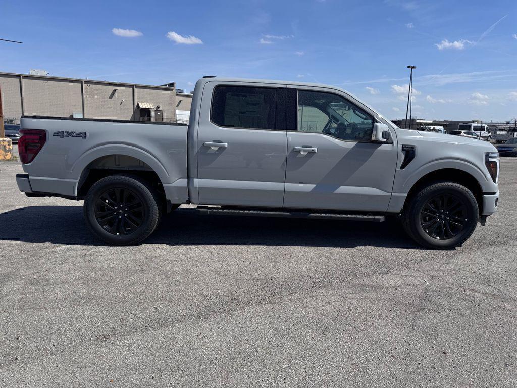 FORD F-150 LARIAT - 9