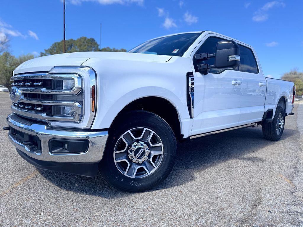 New 2026 Ford F-350 Lariat