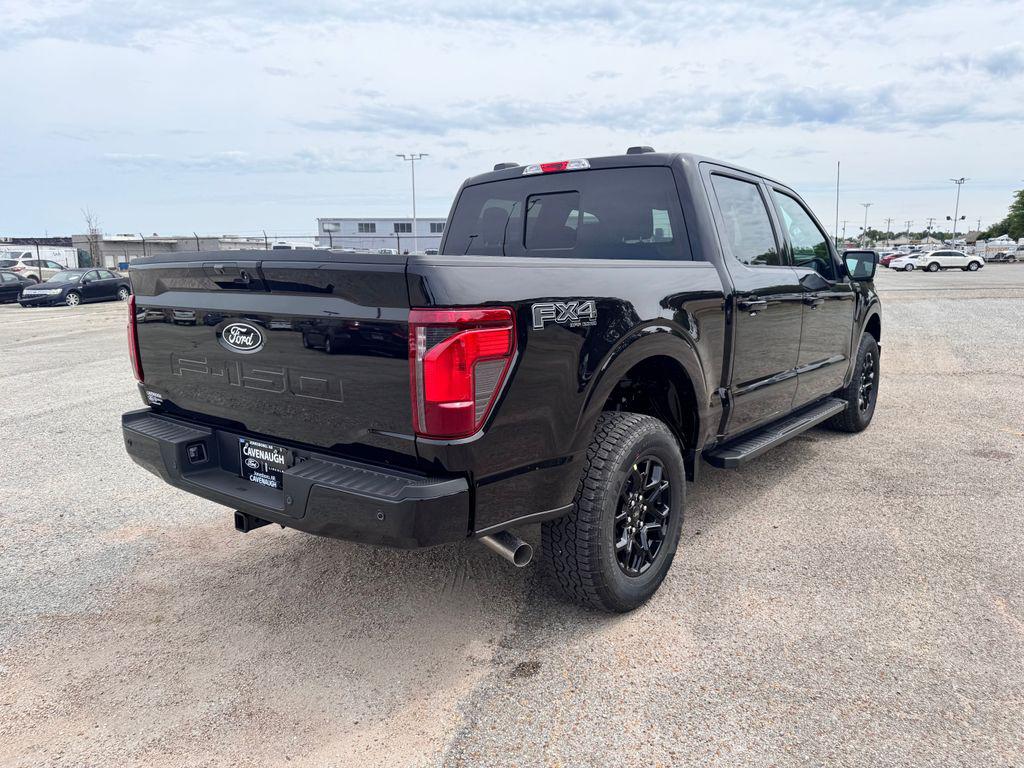 2026 FORD F-150 XLT — фото 9
