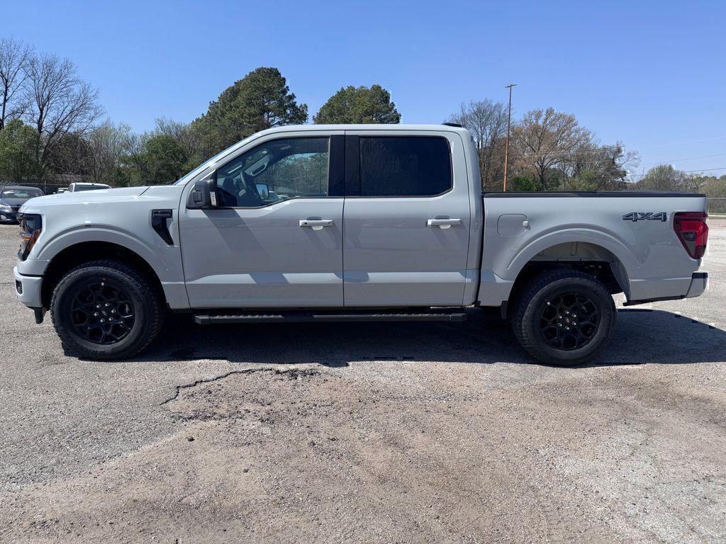 FORD F-150 XLT - 4