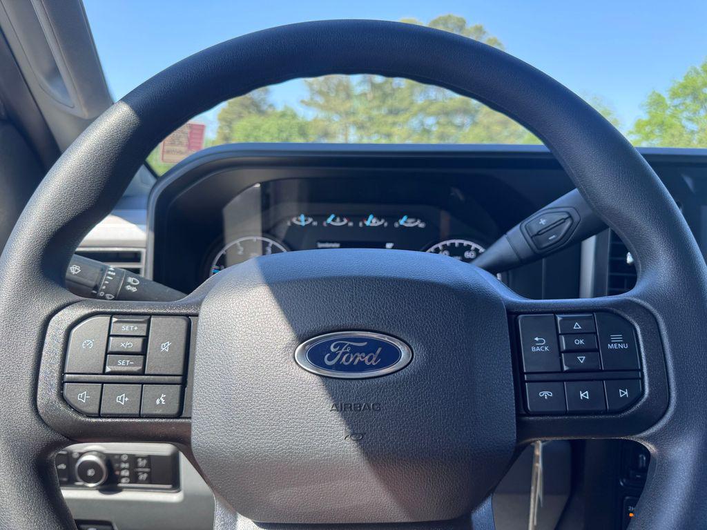 2026 FORD F-350 XLT thumbnail 21