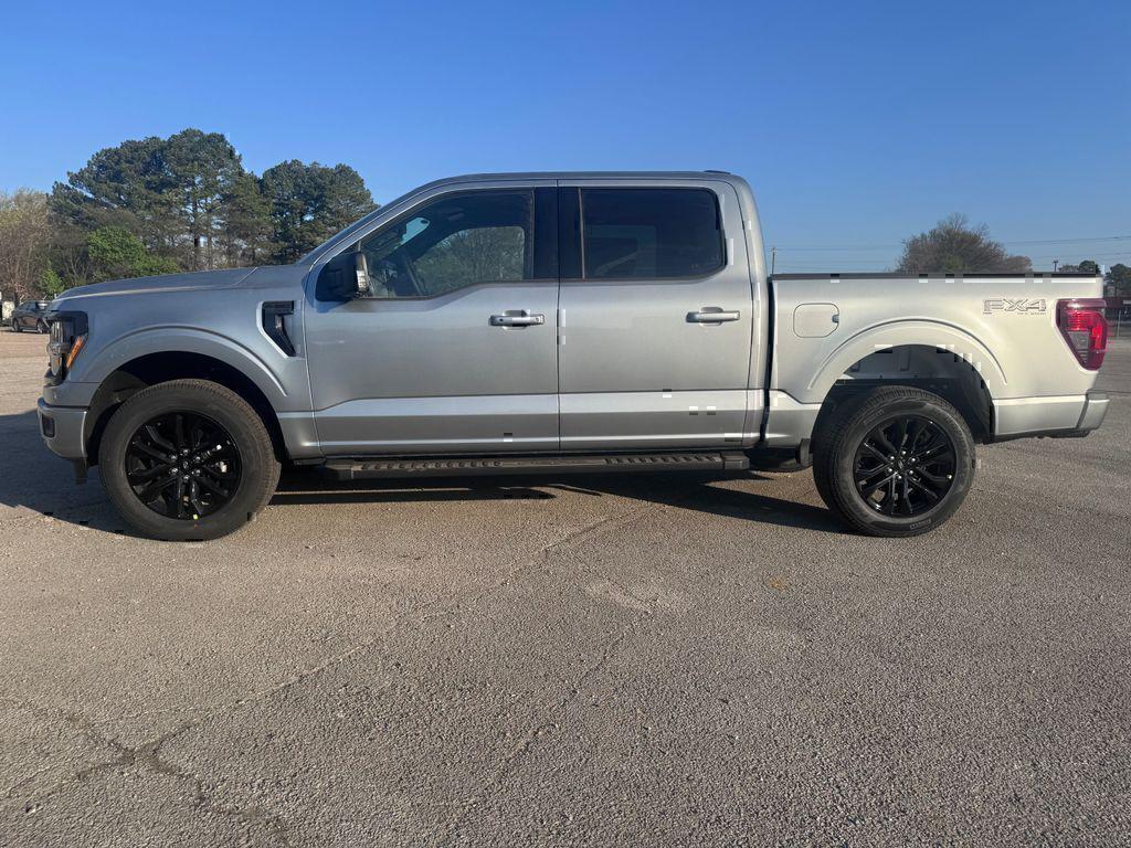 2026 FORD F-150 XLT — фото 4