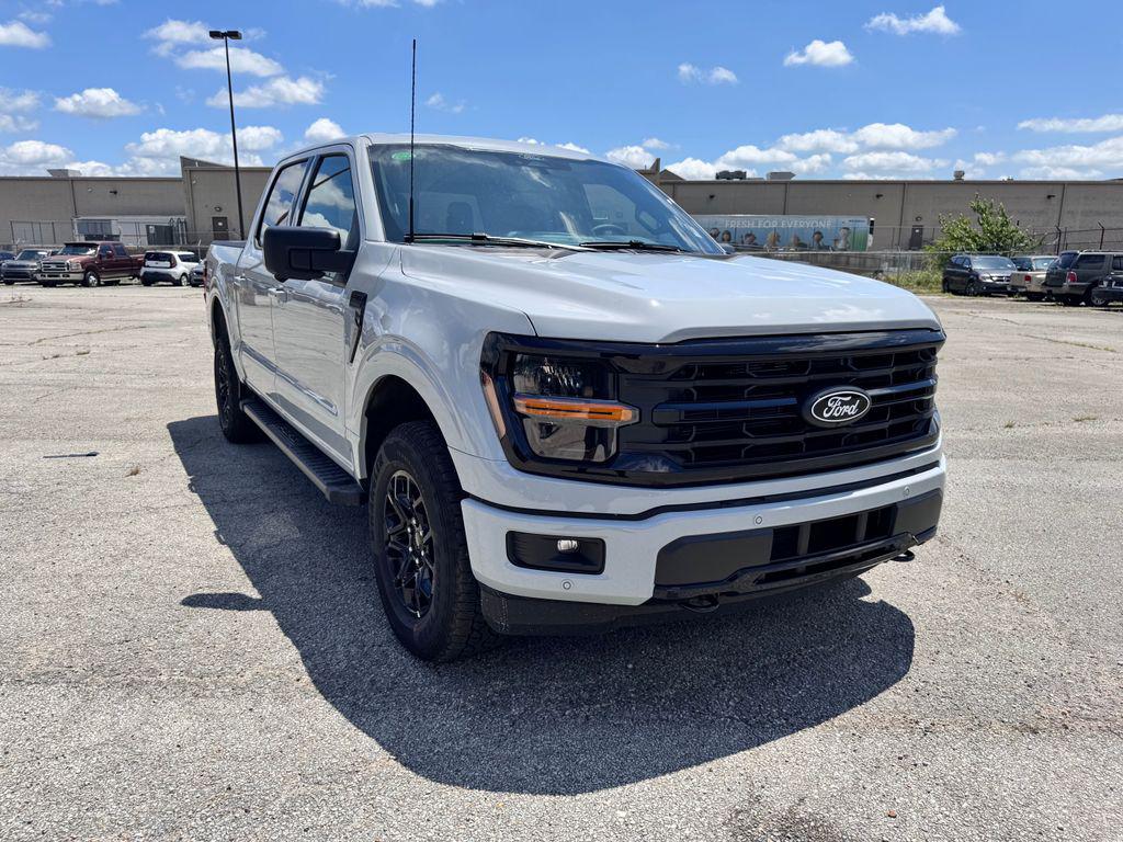 صورة مصغرة 11 لـ 2026 FORD F-150 XLT