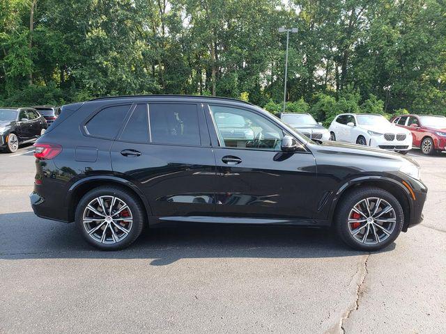 صورة 8 لـ 2023 BMW X5 M50I