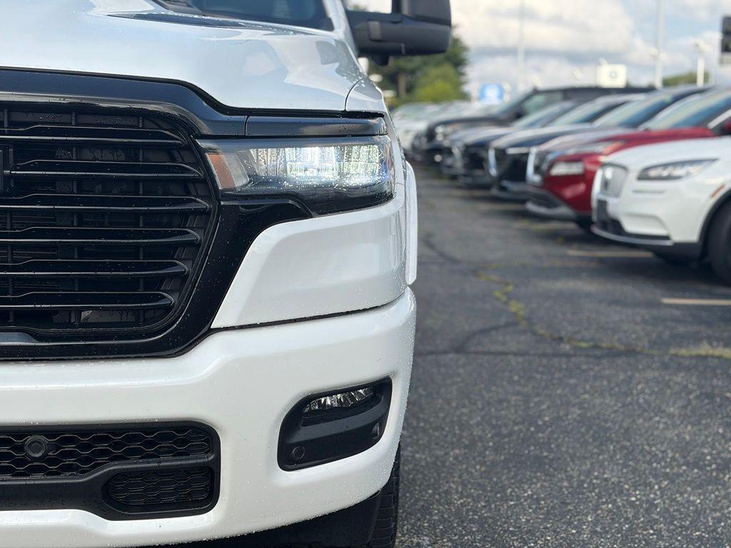 2025 RAM 1500 LARAMIE 照片 4