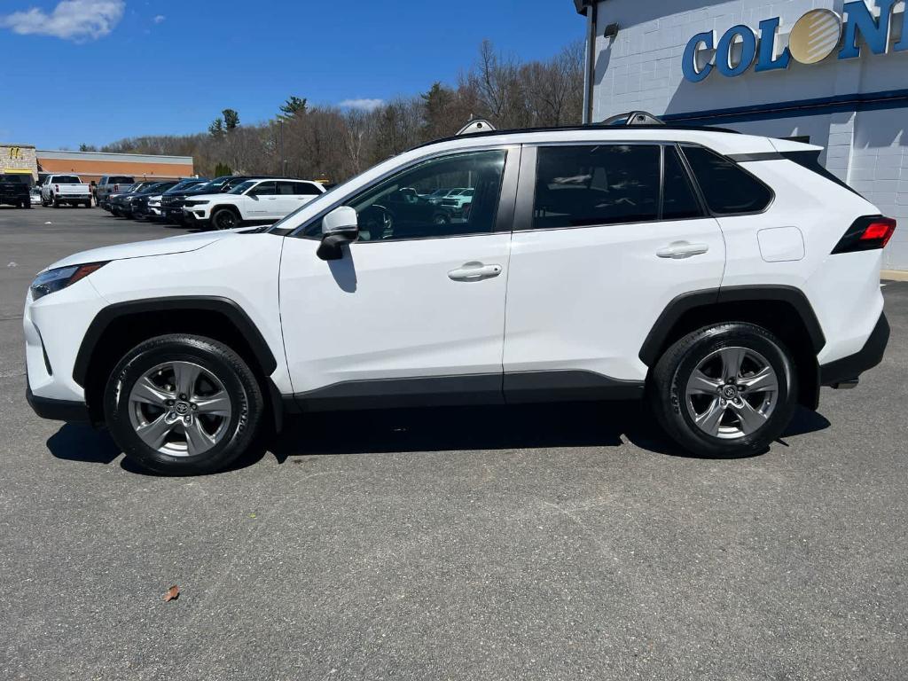 TOYOTA RAV4 - 8