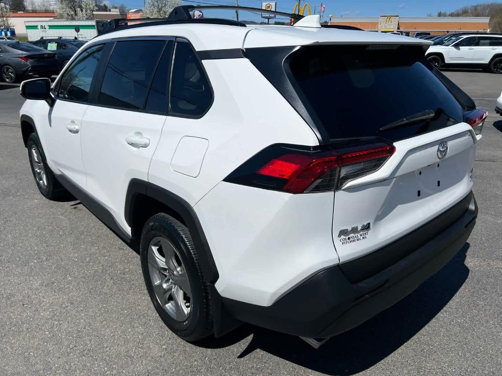 TOYOTA RAV4 - 7