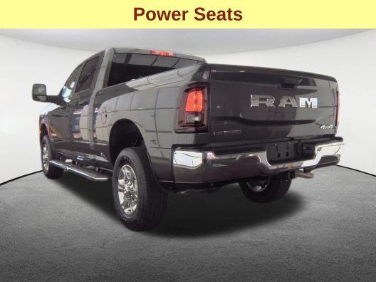 2026 RAM 2500 BIG HORN photo 8