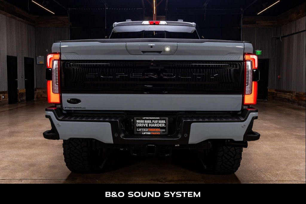 صورة 7 لـ 2026 FORD F-250 PLATINUM