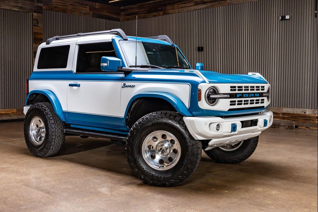 2024 FORD BRONCO HERITAGE LIMITED EDITION — фото 1