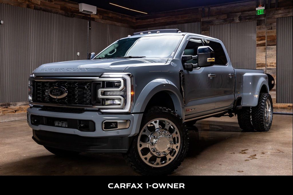 صورة 4 لـ 2026 FORD F-450 PLATINUM