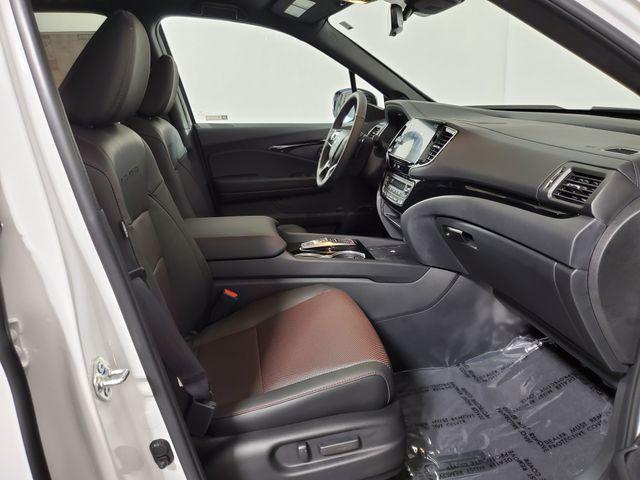 صورة 10 لـ 2026 Honda RIDGELINE BLACK