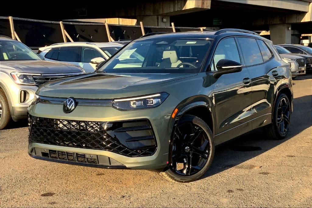 New 2026 Volkswagen Tiguan 2.0T SE