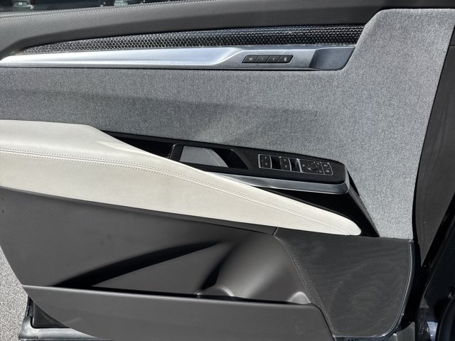 2025 Cadillac ESCALADE AWD V-SERIES — миниатюра 14