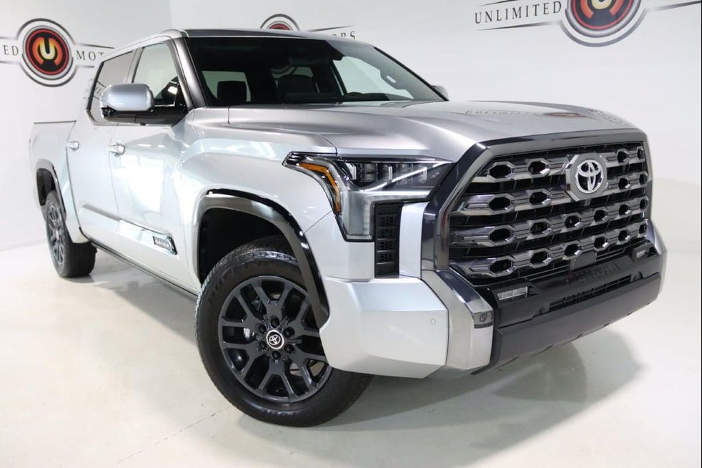 2024 Toyota TUNDRA PLATINUM — миниатюра 9