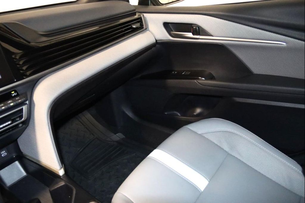 2026 Toyota CAMRY SE — миниатюра 45