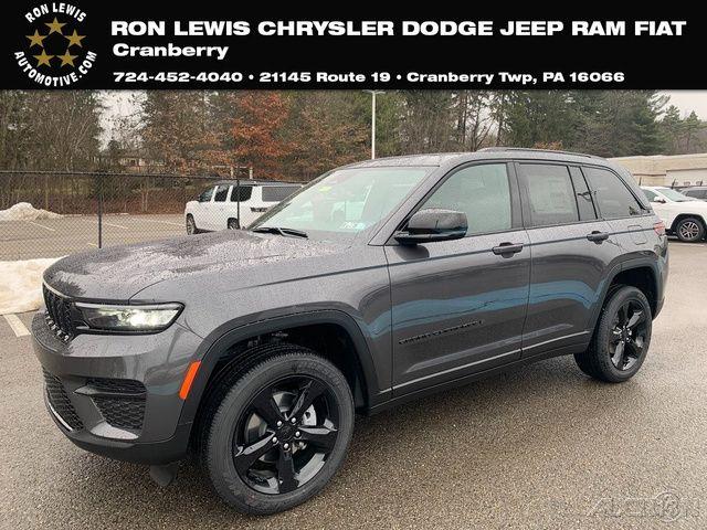 New 2025 Jeep Grand Cherokee Laredo
