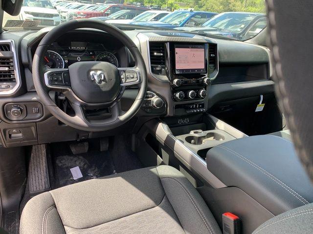 صورة مصغرة 14 لـ 2026 RAM 1500 EXPRESS