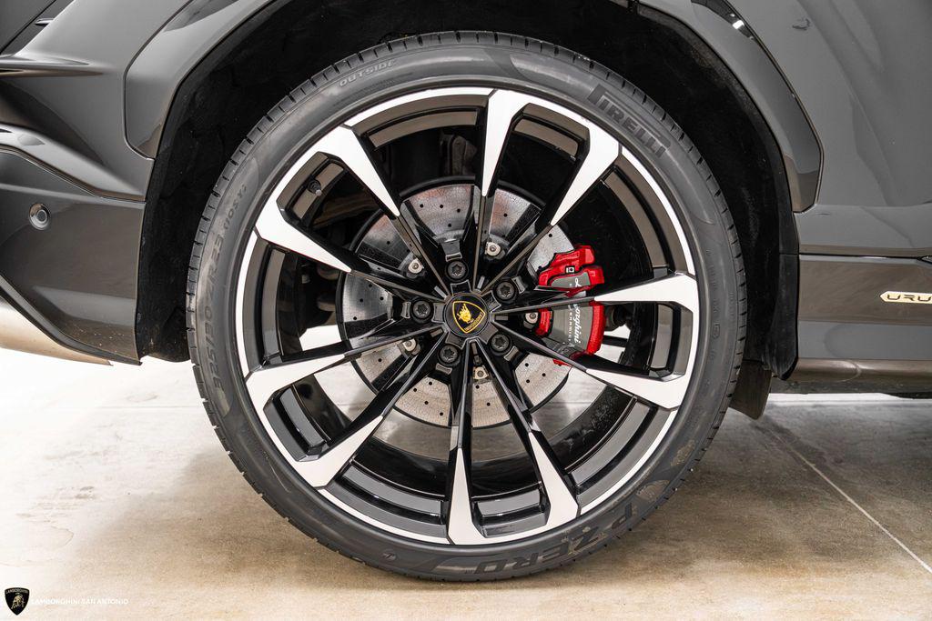 2024 Lamborghini URUS S — фото 8