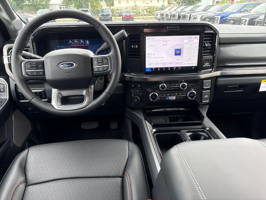2026 FORD F-250 LARIAT — фото 5