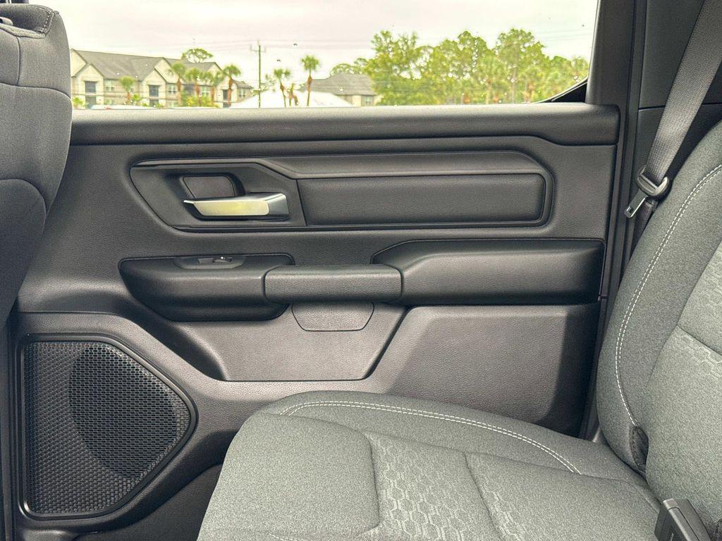 2026 RAM 1500 TRADESMAN 缩略图 15