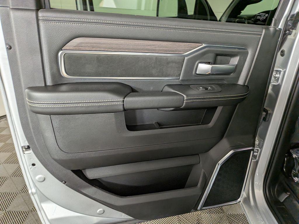صورة مصغرة 28 لـ 2026 RAM 2500 LARAMIE