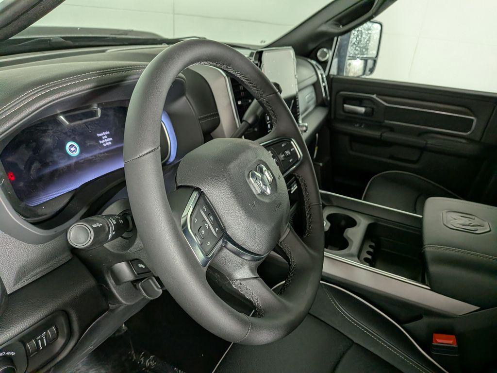 2026 RAM 3500 LARAMIE — миниатюра 18