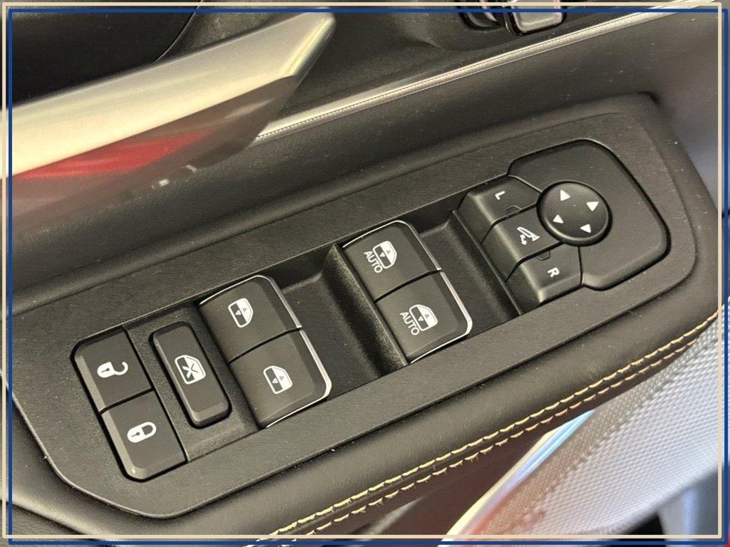 صورة مصغرة 32 لـ 2027 RAM 1500