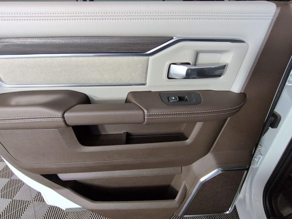 صورة مصغرة 24 لـ 2026 RAM 2500 LARAMIE