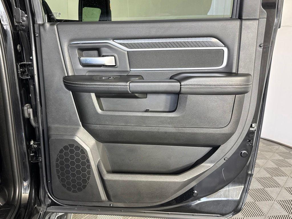 2026 RAM 2500 BIG HORN 缩略图 46