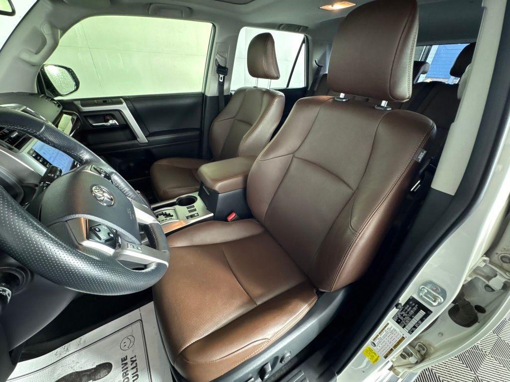 2023 Toyota 4RUNNER LIMITED thumbnail 35