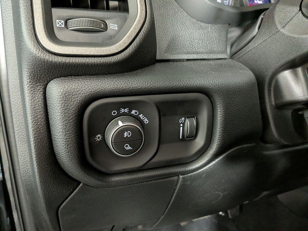 2026 RAM 2500 TRADESMAN — миниатюра 15