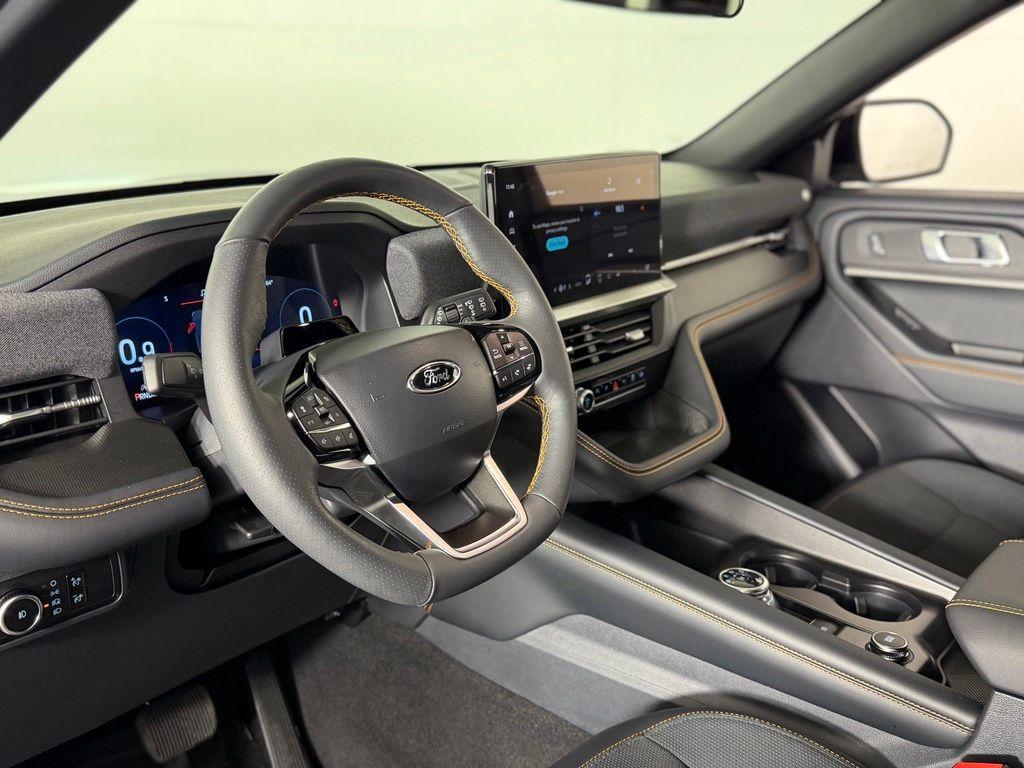 صورة مصغرة 18 لـ 2026 FORD EXPLORER TREMOR