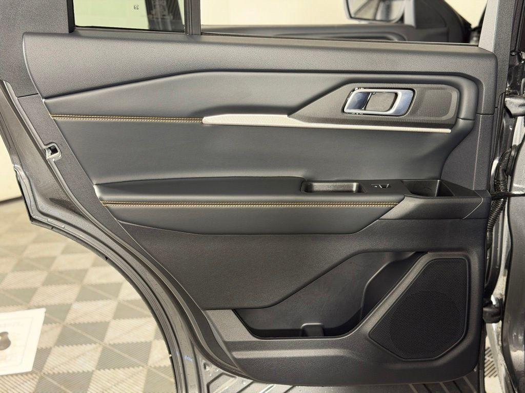 صورة مصغرة 41 لـ 2026 FORD EXPLORER TREMOR