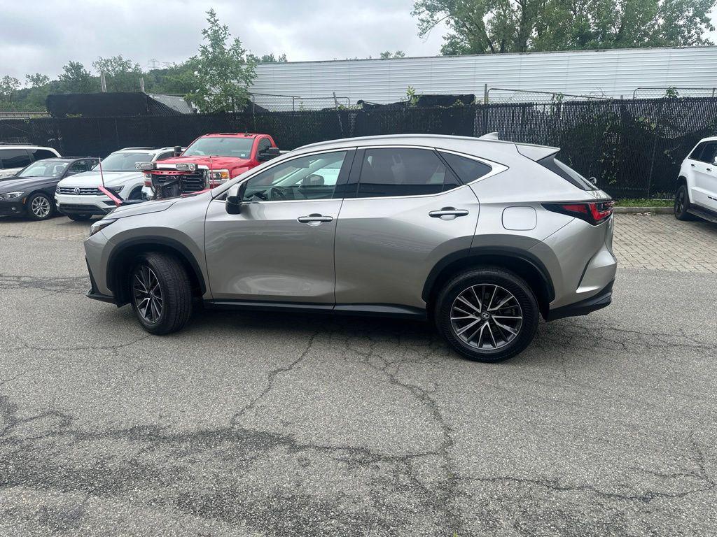 2024 Lexus NX 350 PREMIUM photo 9