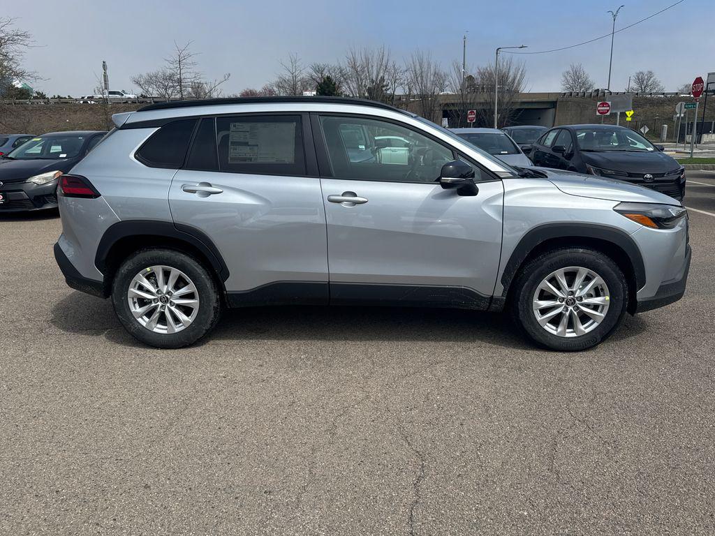 TOYOTA COROLLA CROSS - 8