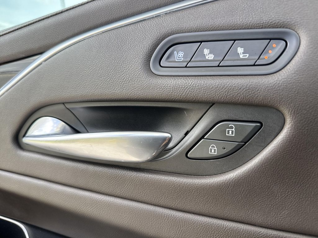 2022 Cadillac ESCALADE SPORT 缩略图 16