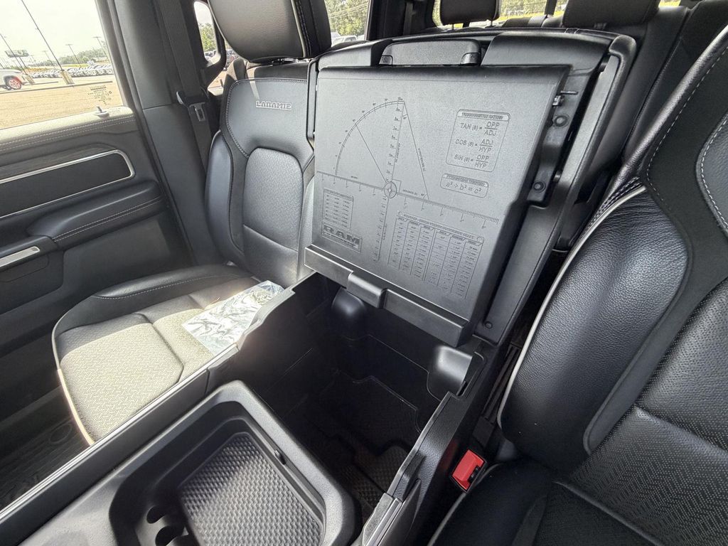 2023 RAM 1500 LARAMIE 缩略图 15