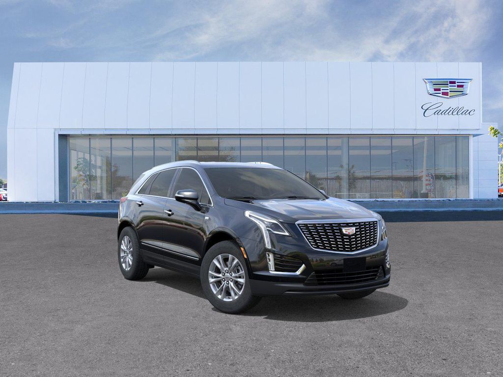 New 2026 Cadillac XT5 Luxury
