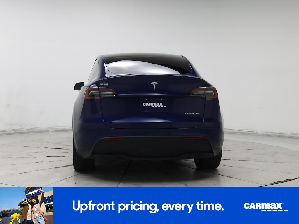 TESLA MODEL Y LONG RANGE - 7