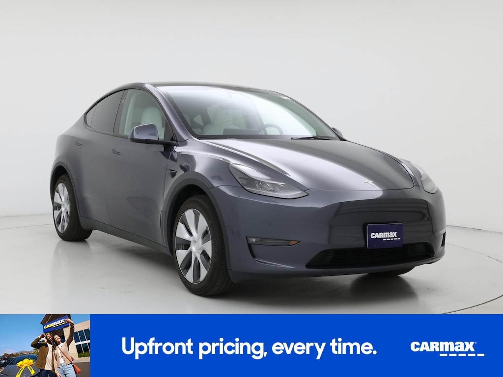 TESLA MODEL Y LONG RANGE - 1